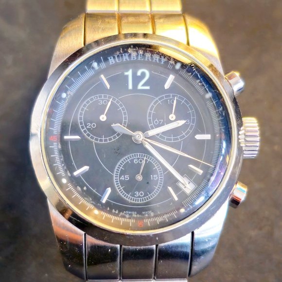 Vintage Men's Burberry Stainless Watch, BU7303, EKD insignia, authentic, used - Picture 4 of 16